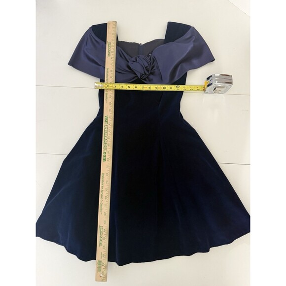 Vtg Steppin' Out 80s Purple Velvet Mini Dress Off the Shoulder Rose Cocktail 3 - Picture 8 of 12